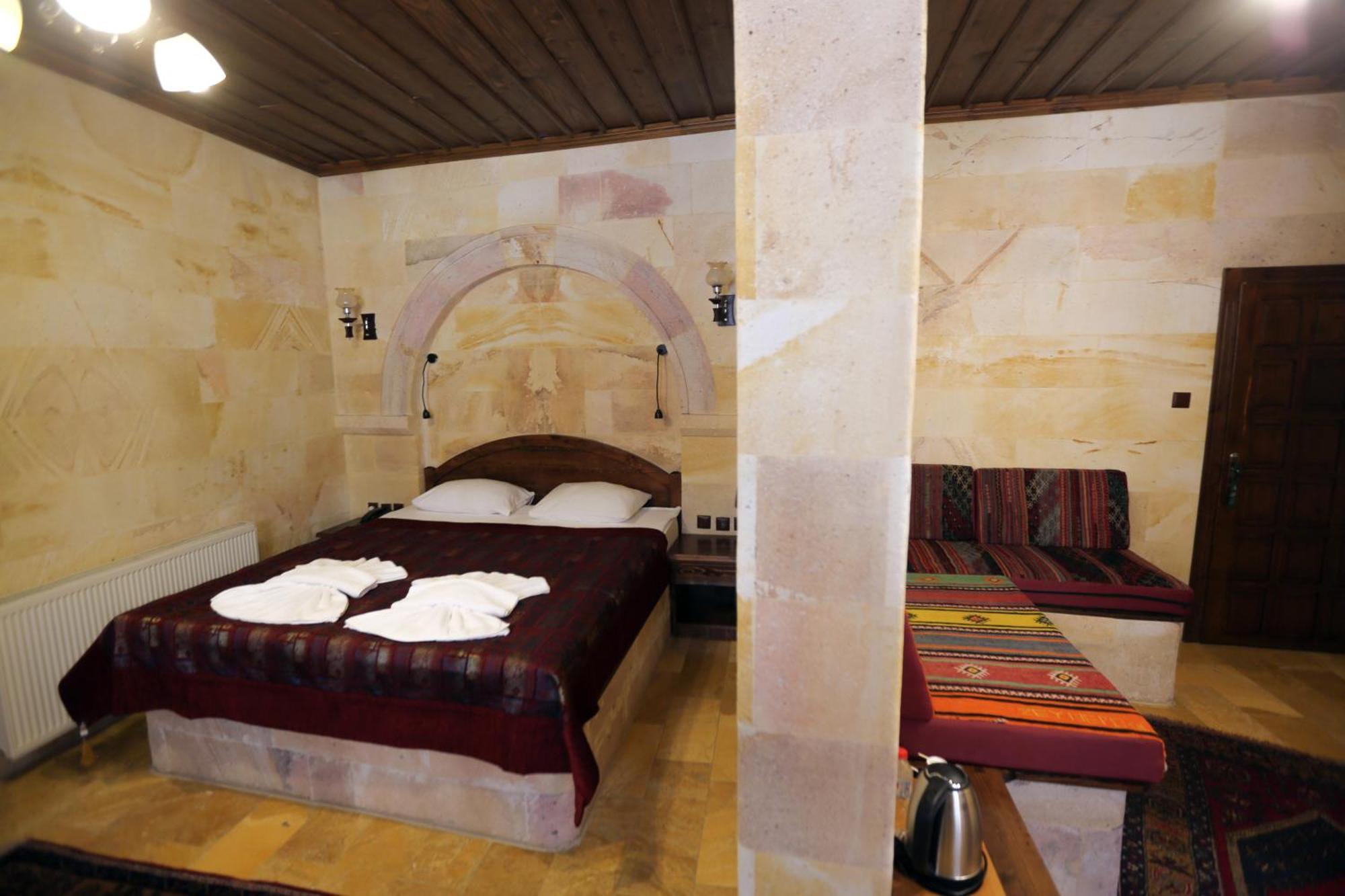 Akuzun Stone Hotel Ürgüp Extérieur photo