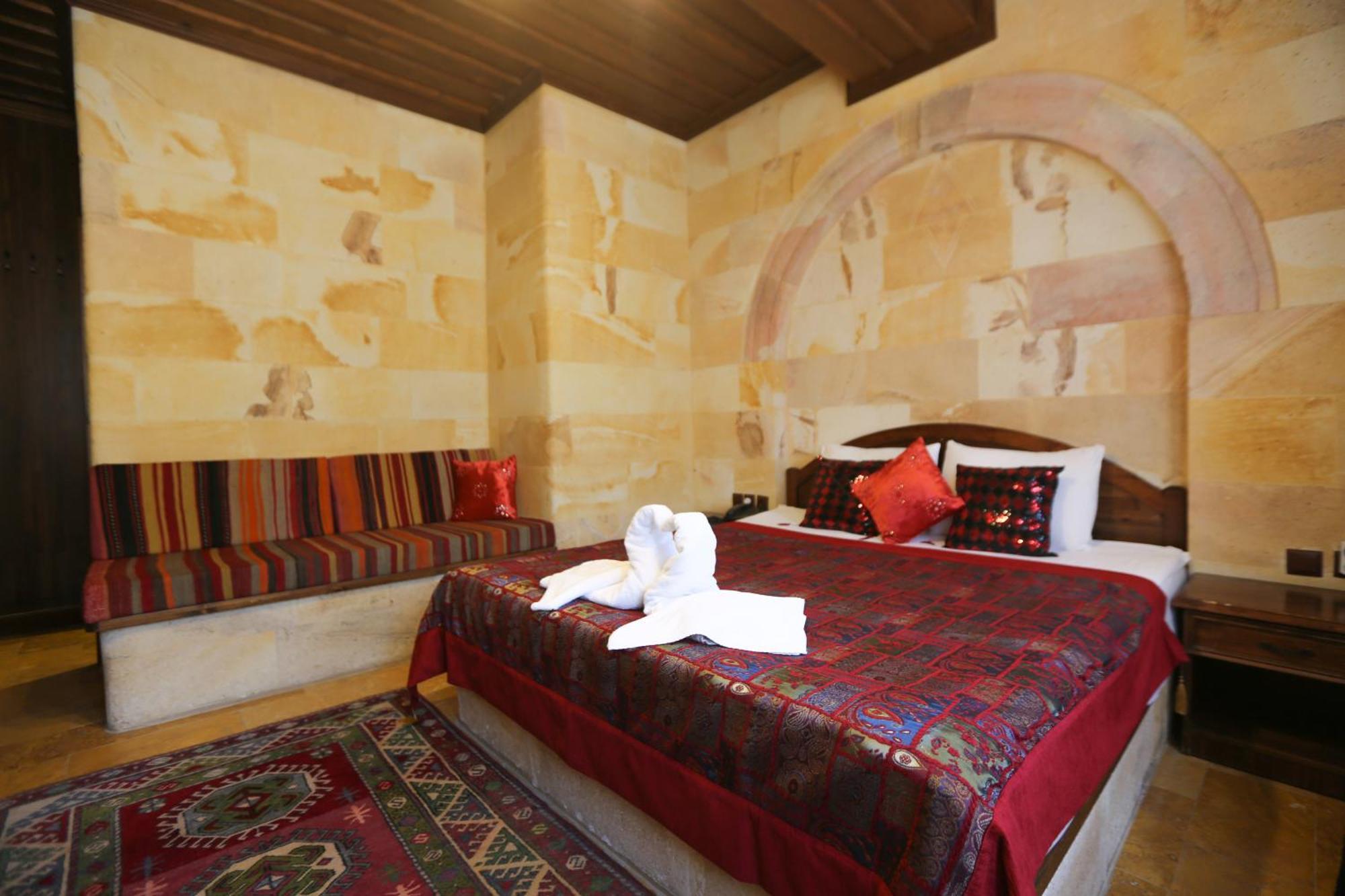 Akuzun Stone Hotel Ürgüp Extérieur photo