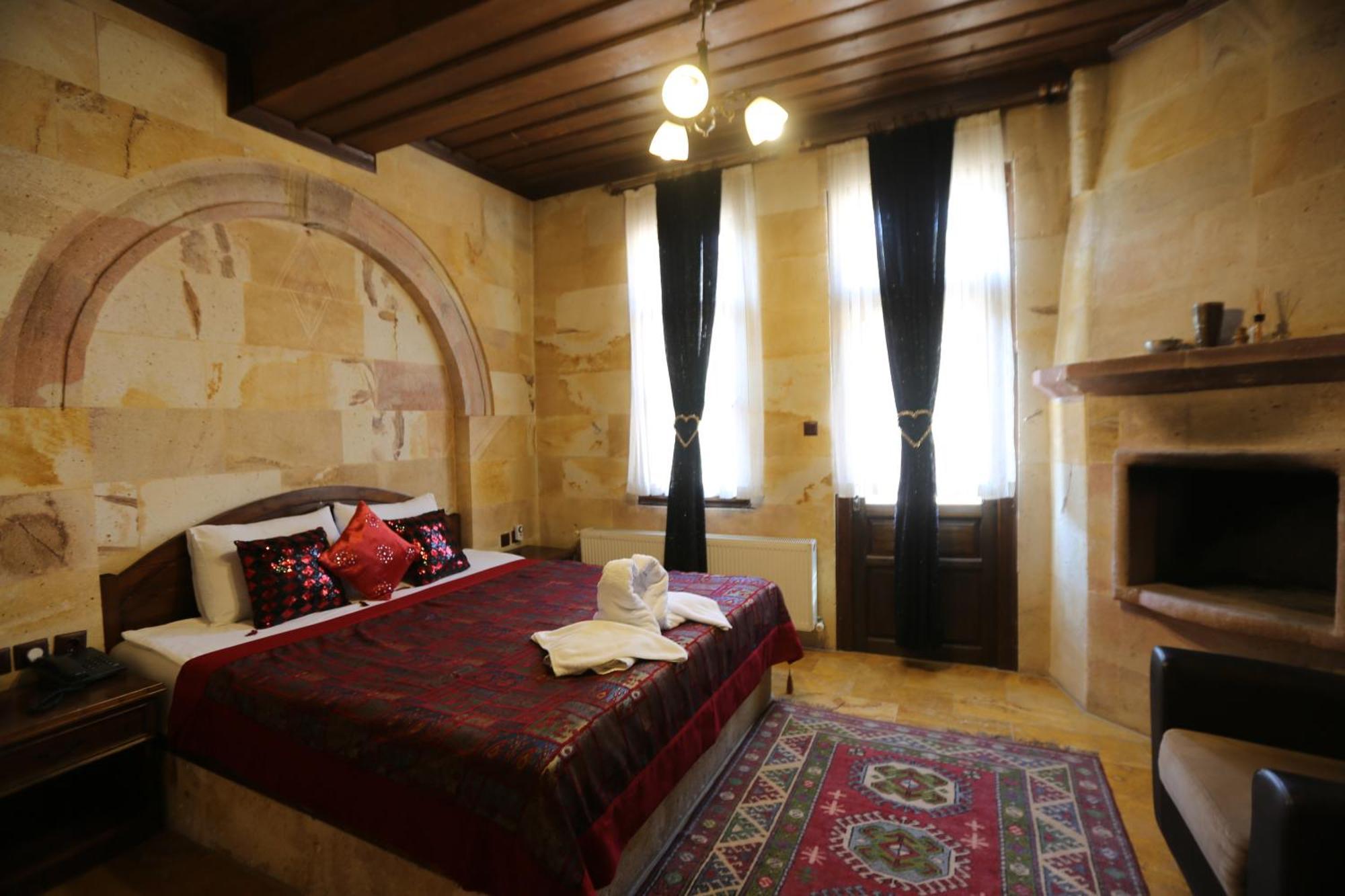Akuzun Stone Hotel Ürgüp Extérieur photo
